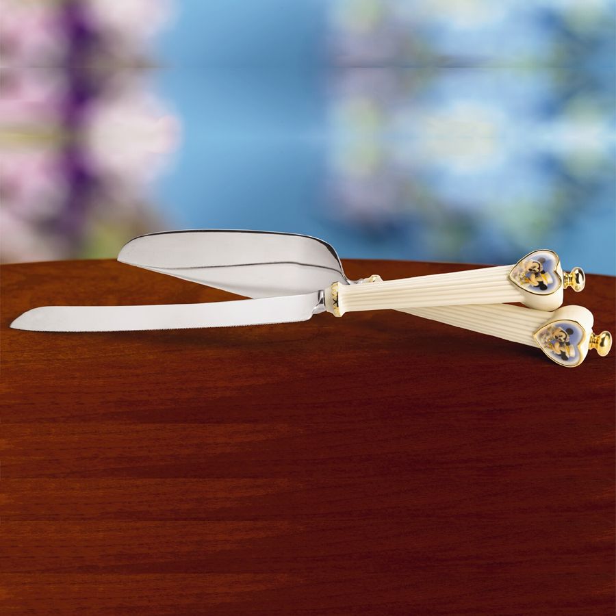 Minnie's Dream Wedding Cake Knife by Lenox