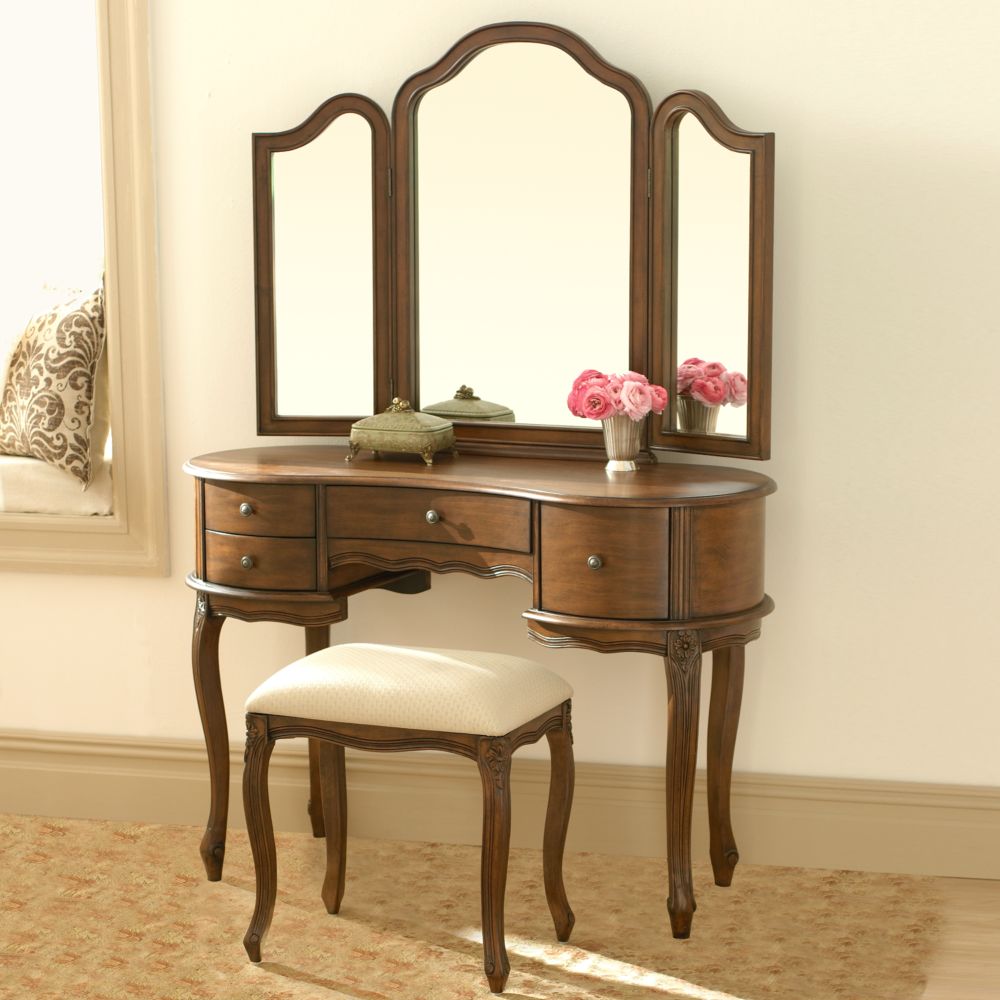 Davenport Tri-Fold Vanity
