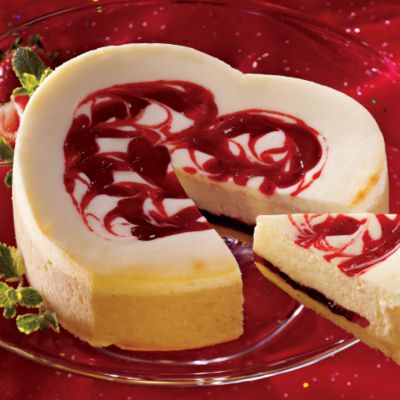 Harry & David - Strawberry Heart Cheesecake Gourmet Gift, best cheesecake, order cheesecake online, gourmet cheesecake, favorite holiday dessert
