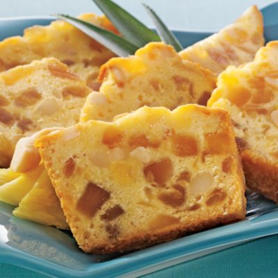 Hawaiian Pineapple Macadamia Nut Cake