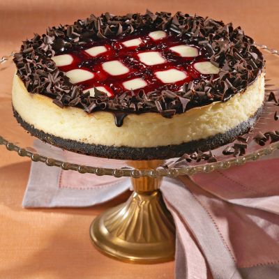 Bing Cherry Chocolate Cheesecake Gift