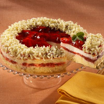 Sun-Ripe Strawberry Gourmet Cheesecake Gift