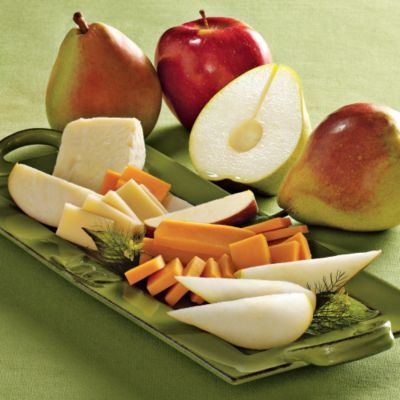 Pearsnapples &amp; Cheeses Fresh Fruit Gift