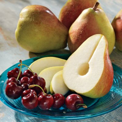 Royal Riviera® Pears & Bing Cherries