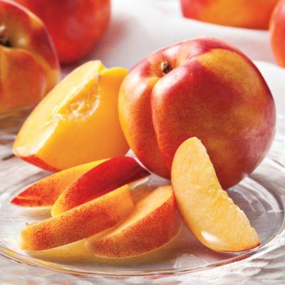 Juicy Giant&trade; Nectarines