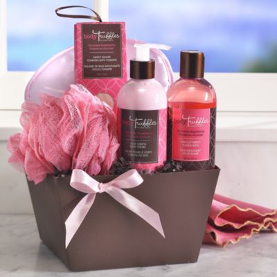 Petite Chocolate Strawberry Spa Gift Basket