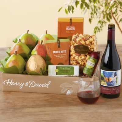 Harry&#39;s Gift Box with Pinot Noir Wine
