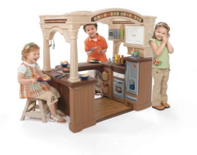 Grand Walk-In Kitchen