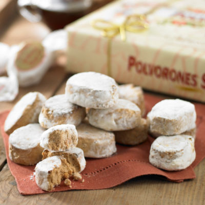 Polvorones Selectos (Almond Crumble Cookies) by La Estepe&ntilde;a