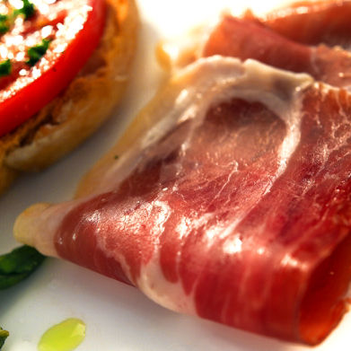 Hand-sliced Paleta Iberico de Bellota