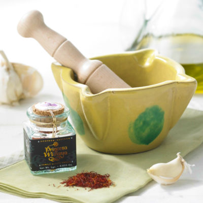 La Mancha Saffron with Mortar and Pestle