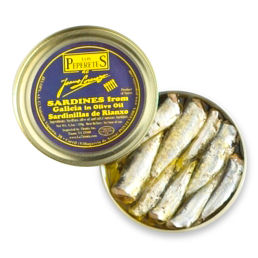 Sardinillas de Rianxo 'Los Peperetes' - Baby Sardines in Olive Oil    