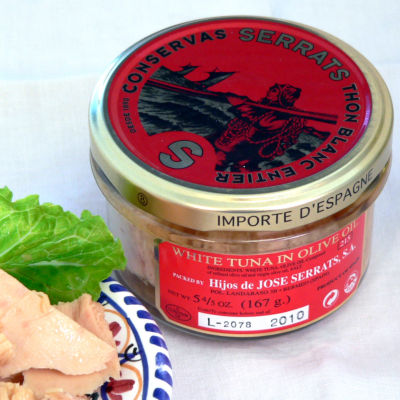 Bonito del Norte Tuna in Olive Oil by Serrats