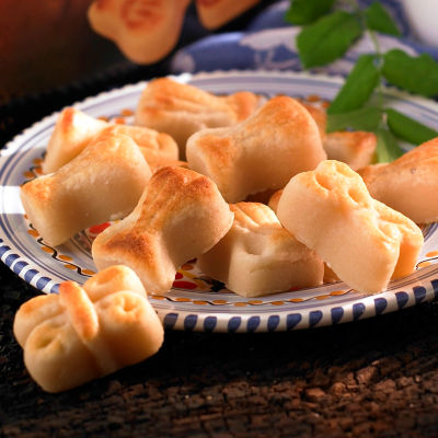 Marzipan Figures by '1880'