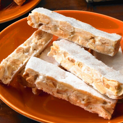 Crunchy Alicante Almond Turron Candy by 1880