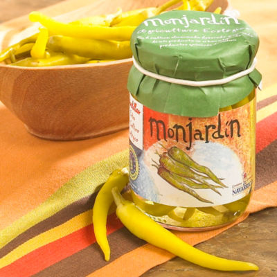 Organic Pickled Guindilla Peppers by Monjardin