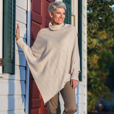 AVENTURA Mariska Poncho