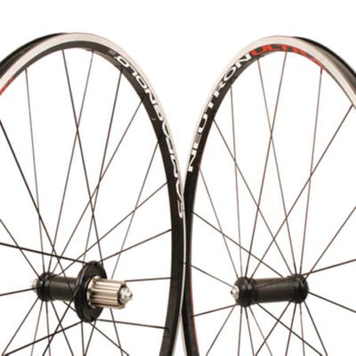 CAMPAGNOLO NEUTRON ULTRA CLINCHER WHEELSET - 700C - Dwt Ultimate Conventional Beadlock Front Wheel - 10x5 3b+2n