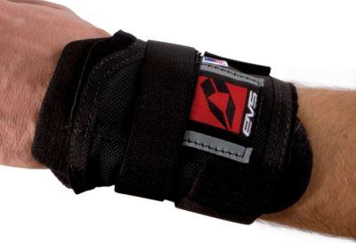 EVS WB01 WRIST PROTECTOR