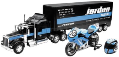 NEW RAY TOYS 1:32 JORDAN SUZUKI GIFT SET - 