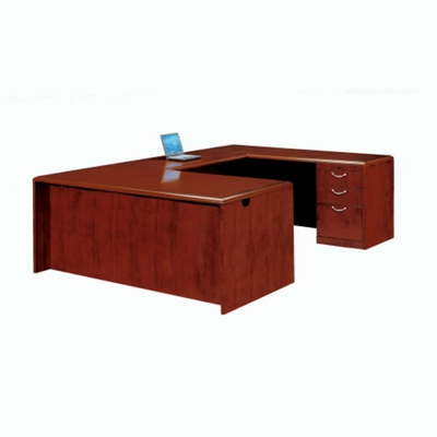 Executive U-Desk with Right Return and Radius Edge, 15854