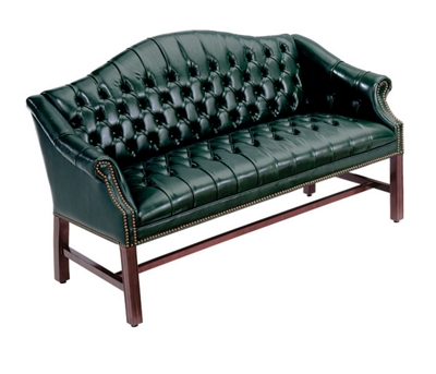 Traditional Leather Loveseat