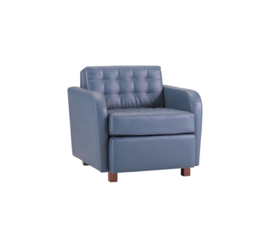 Club Chair with Arms in Heavy Duty Fabric