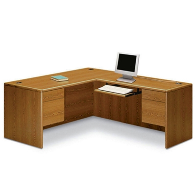 L-Desk with Right Return, 15917