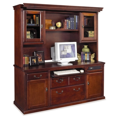 Pull out the top of the hutch for expanded light coverage