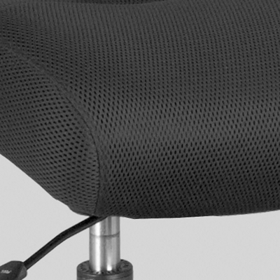 Close-up of Mesh Seat.