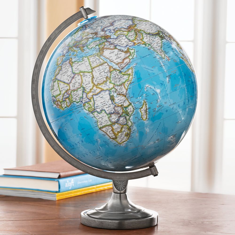 National Geographic Bowers Illuminated Globe