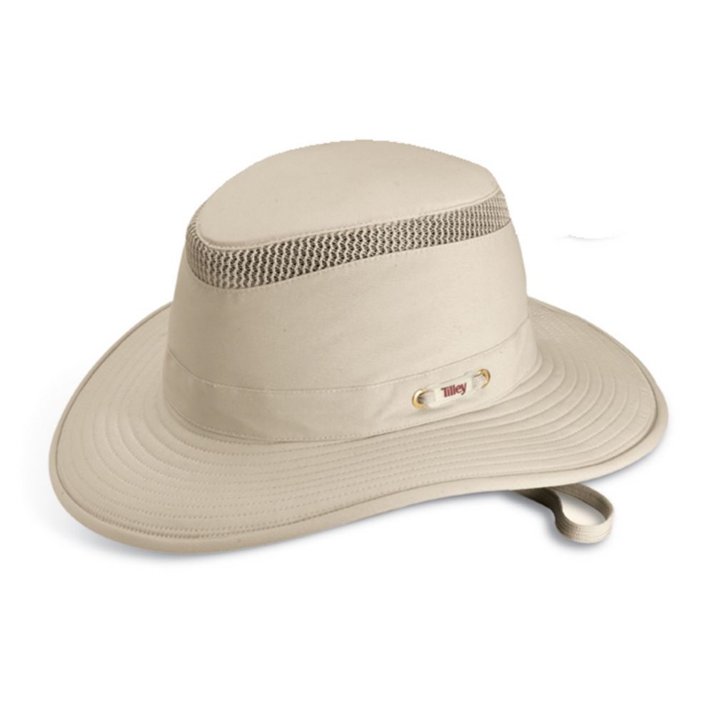 National Geographic Lightweight Airflow Mesh Hat