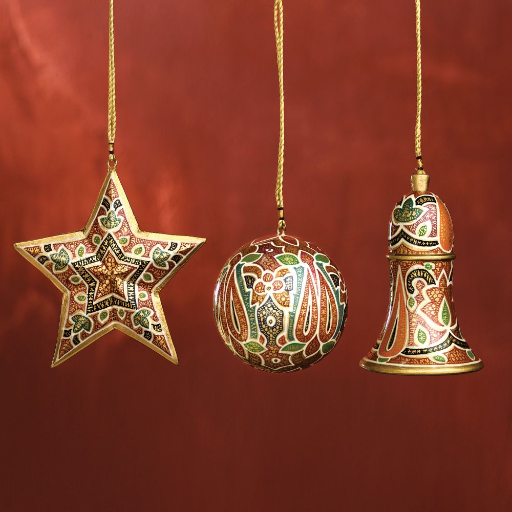 Kashmiri Papier-m&acirc;ch&eacute; Ornaments - Set of 3