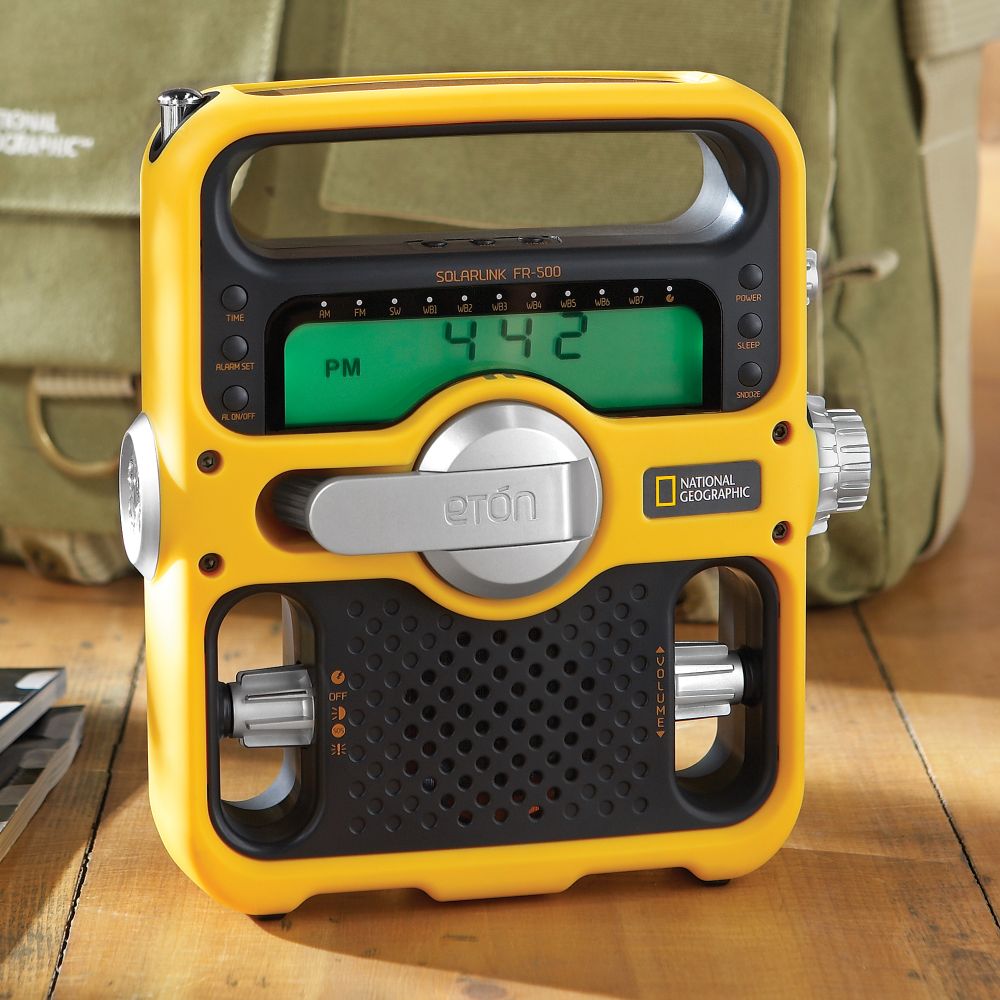 National Geographic Solarlink Shortwave NOAA Radio