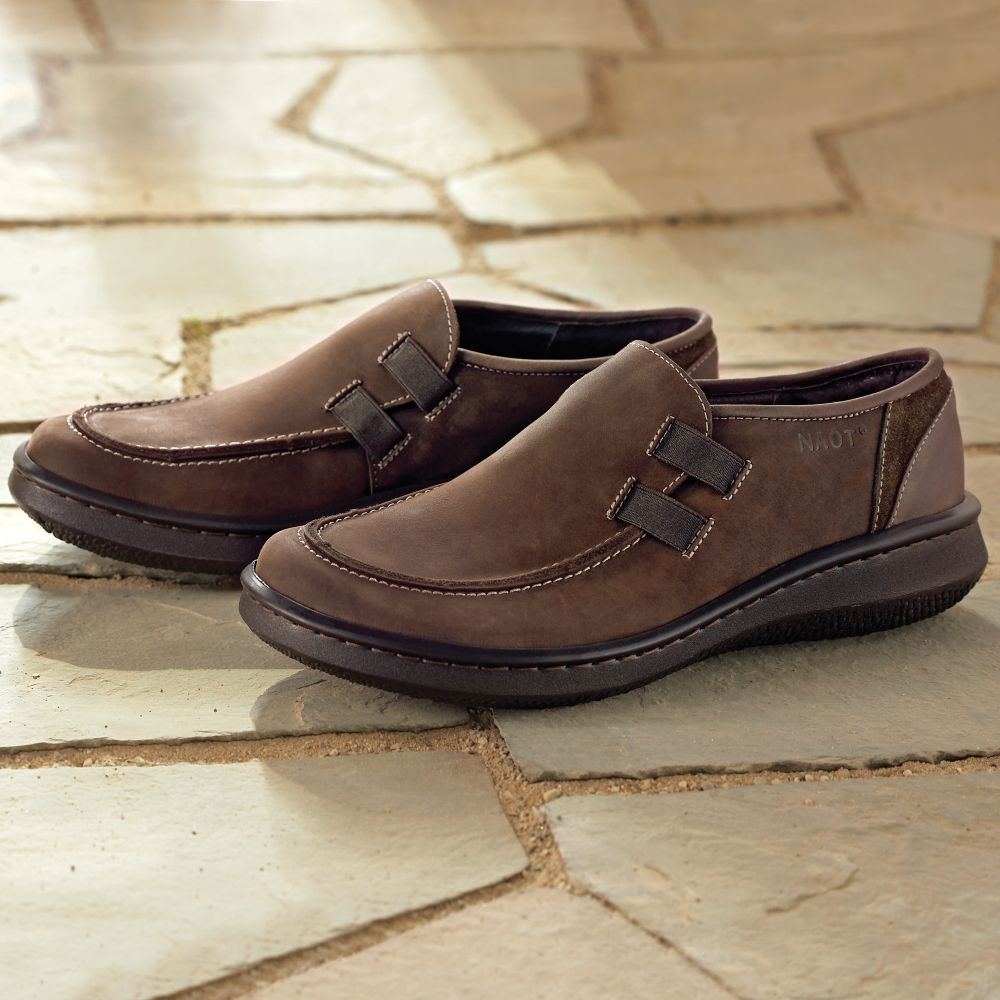 Nubuck Slip-on Travel Shoes