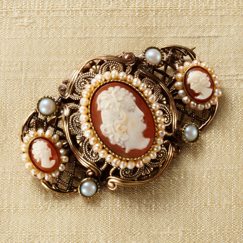 Cameo Pin