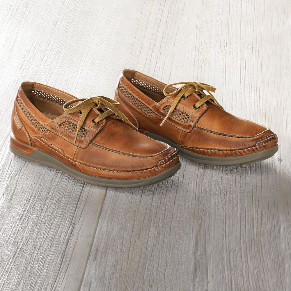 Men’s Travel Deck Shoes