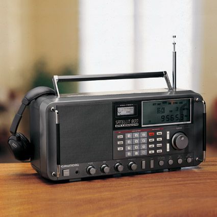 Grundig Professional-grade Digital Shortwave Radio