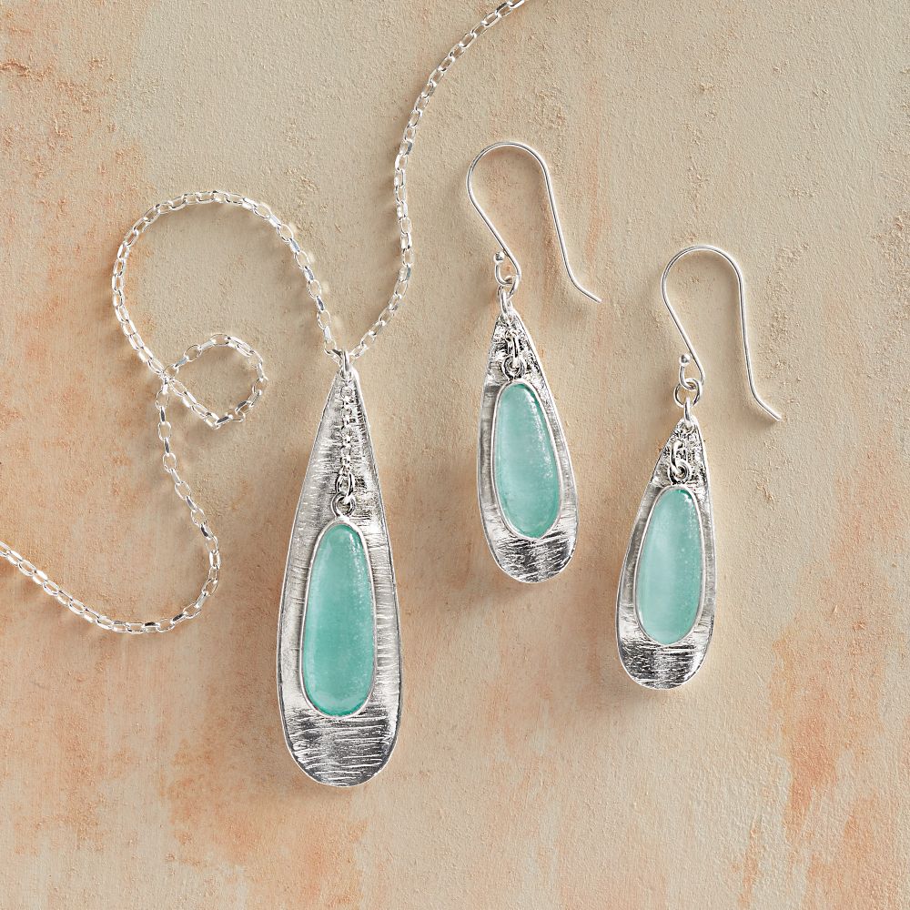 Four Column Featured Row - Jewelry