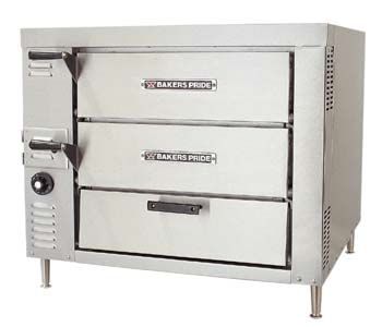 Bakers Pride Countertop Gas Oven Deck Size: 29-5/8'' x 26-1/4''