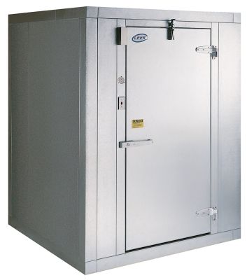 Leer Uni-Cool Step-In Cooler 3' 11'' x 5' 10''