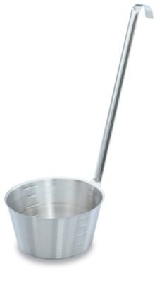 Stainless Steel 1 Quart Dipper with 12 Handle - STOCKED ITEM