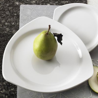 Triangle Plates, 7-1/4'', American White, 36 per case