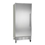 Economy 32 Solid Door Reach-In Refrigerator 19.4 Cu. Ft. - STOCKED ITEM