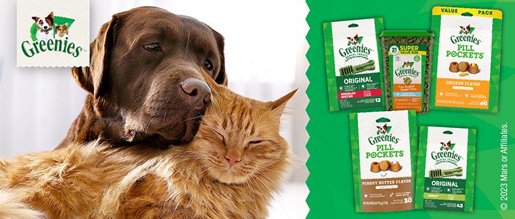 Greenies Treats for Cats Dog and Cat Snuggling