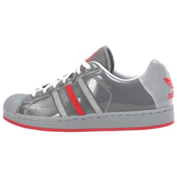 adidas Ultrastar