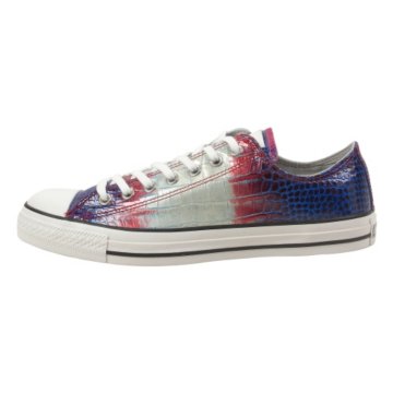  Chuck Taylor All Star Embossed Leather Ox