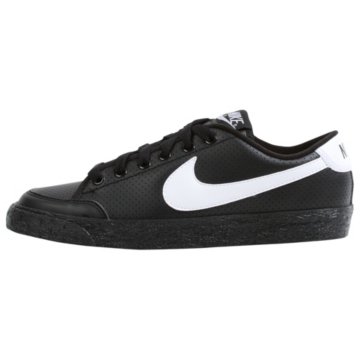 Nike Court Low