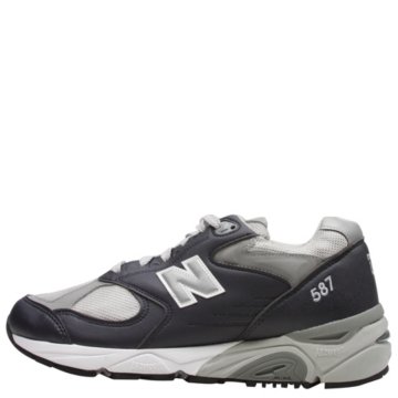 New Balance M587 - M587NV