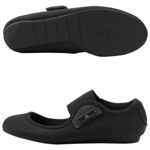 adidas Menari Black